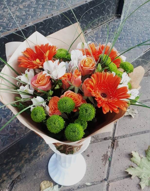 Букет цветов из: Герберы, Хризантемы, Альстромерии и Розы в Чепигинской