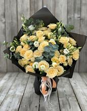 Букет цветов из:  Розы и Лизиантусы в Чепигинской