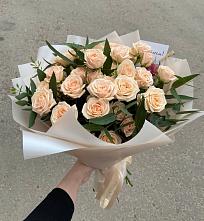 Букет Кремовые розы Латте в Чепигинской