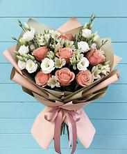 Букет цветов из:  Розы, Альстромерии и Лизиантусы в Чепигинской