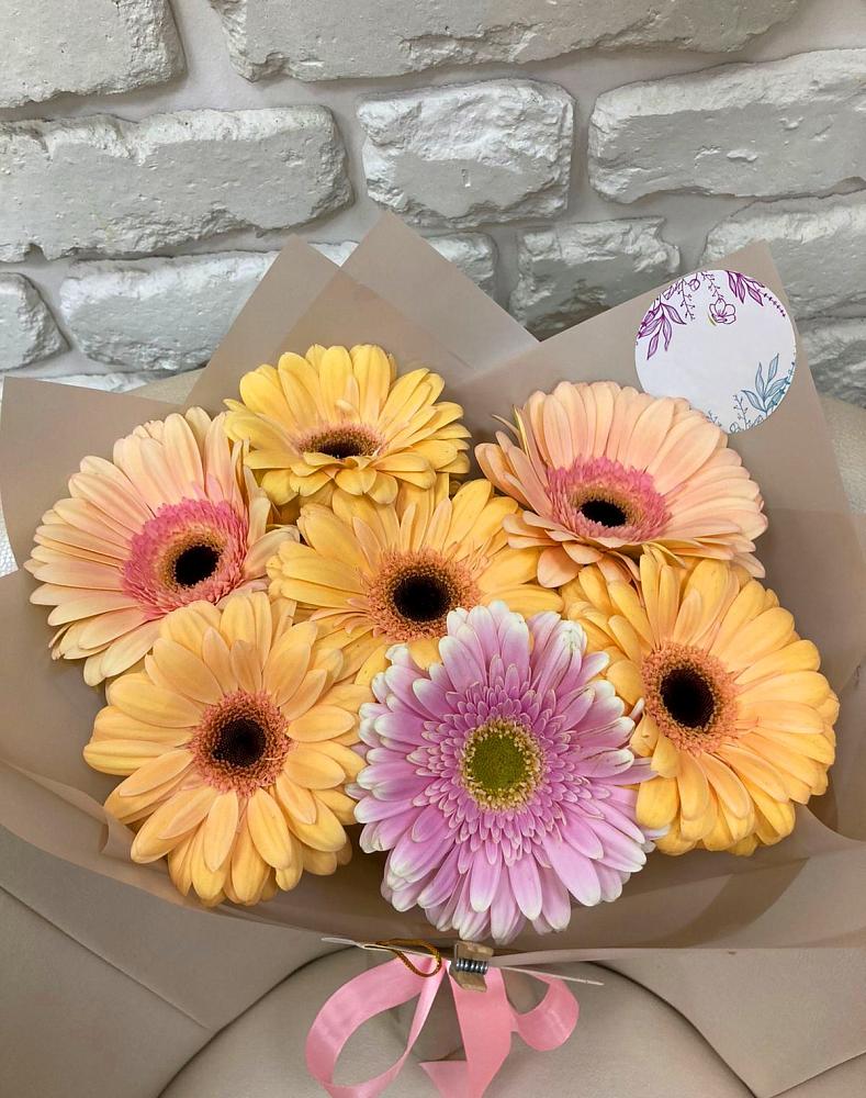 Букет цветов из: Герберы в Чепигинской