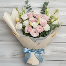 Букет цветов из:  Лизиантусы #REPLACE_PRED# Чепигинской