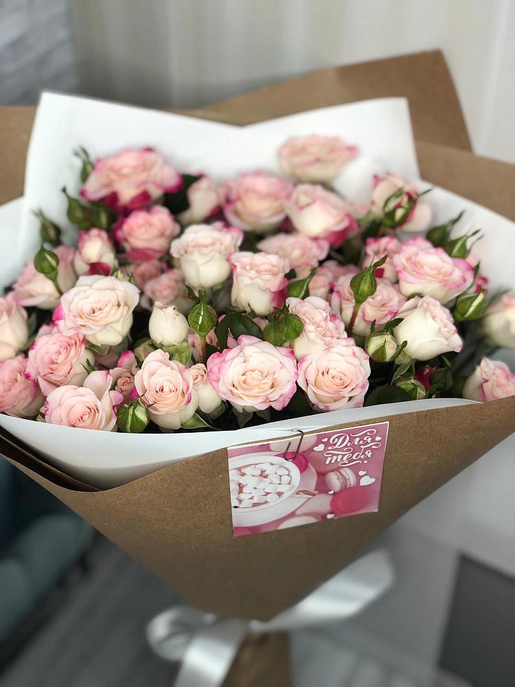 Букет цветов из: Розы в Чепигинской