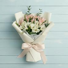 Букет цветов из:  Альстромерии в Чепигинской