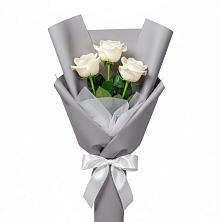 Букет 3 белые розы в Чепигинской