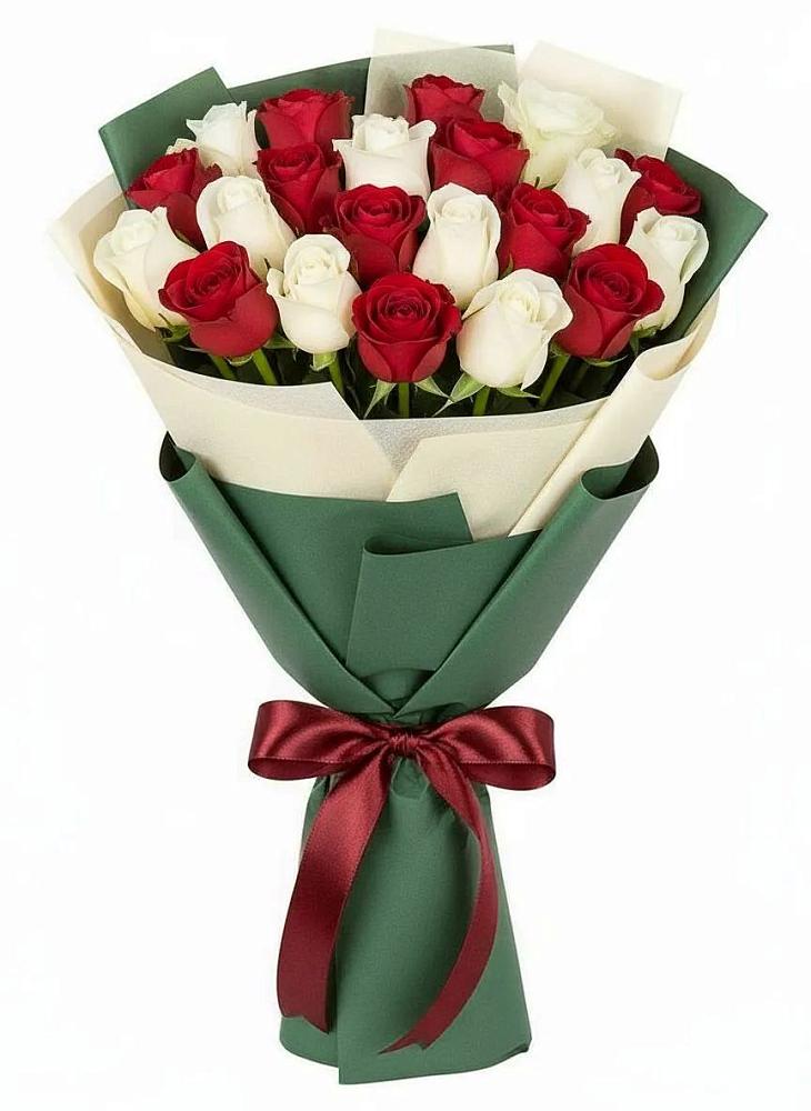 Букет Микс из красных и белых роз в Чепигинской