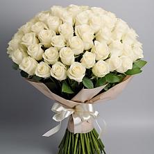 Букет 101 беля роза Белоснежка в Чепигинской
