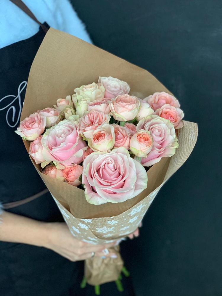 Букет цветов из: Хризантемы и Розы в Чепигинской