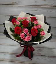 Букет цветов из:  Розы #REPLACE_PRED# Чепигинской