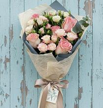 Букет цветов из:  Розы в Чепигинской