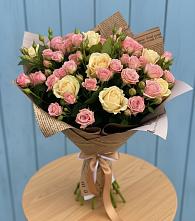 Букет цветов из:  Розы в Чепигинской