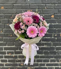 Букет цветов из:  Герберы и Хризантемы в Чепигинской