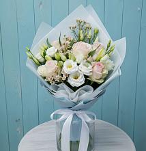 Букет цветов из:  Розы и Лизиантусы в Чепигинской