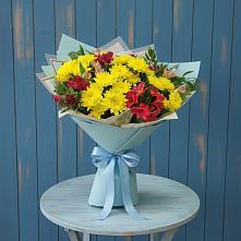 Букет цветов из:  Альстромерии и Хризантемы #REPLACE_PRED# Чепигинской