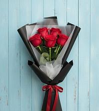 Букет цветов из:  Розы в Чепигинской