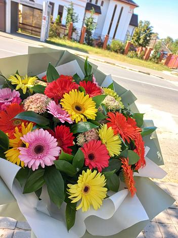 Букет цветов из: Герберы в Чепигинской