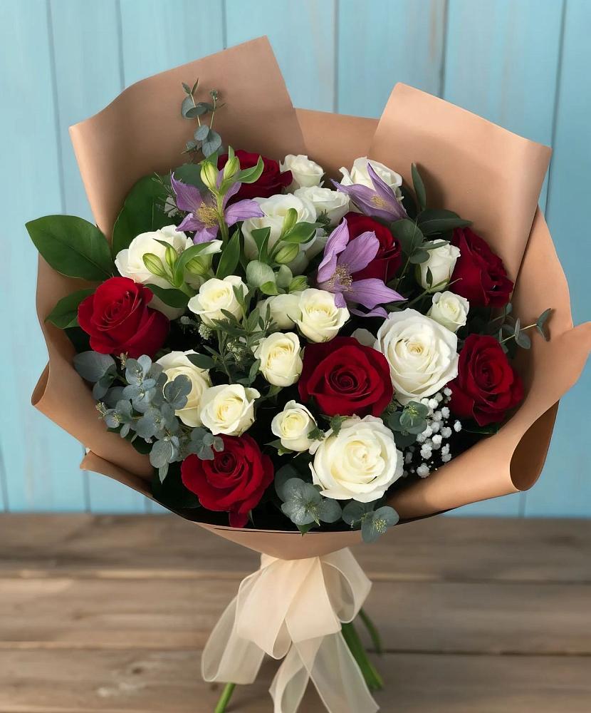 Букет цветов из: Розы и Альстромерии в Чепигинской