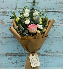 Букет цветов из:  Розы и Лизиантусы в Чепигинской