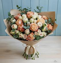 Букет цветов из:  Альстромерии и Розы в Чепигинской
